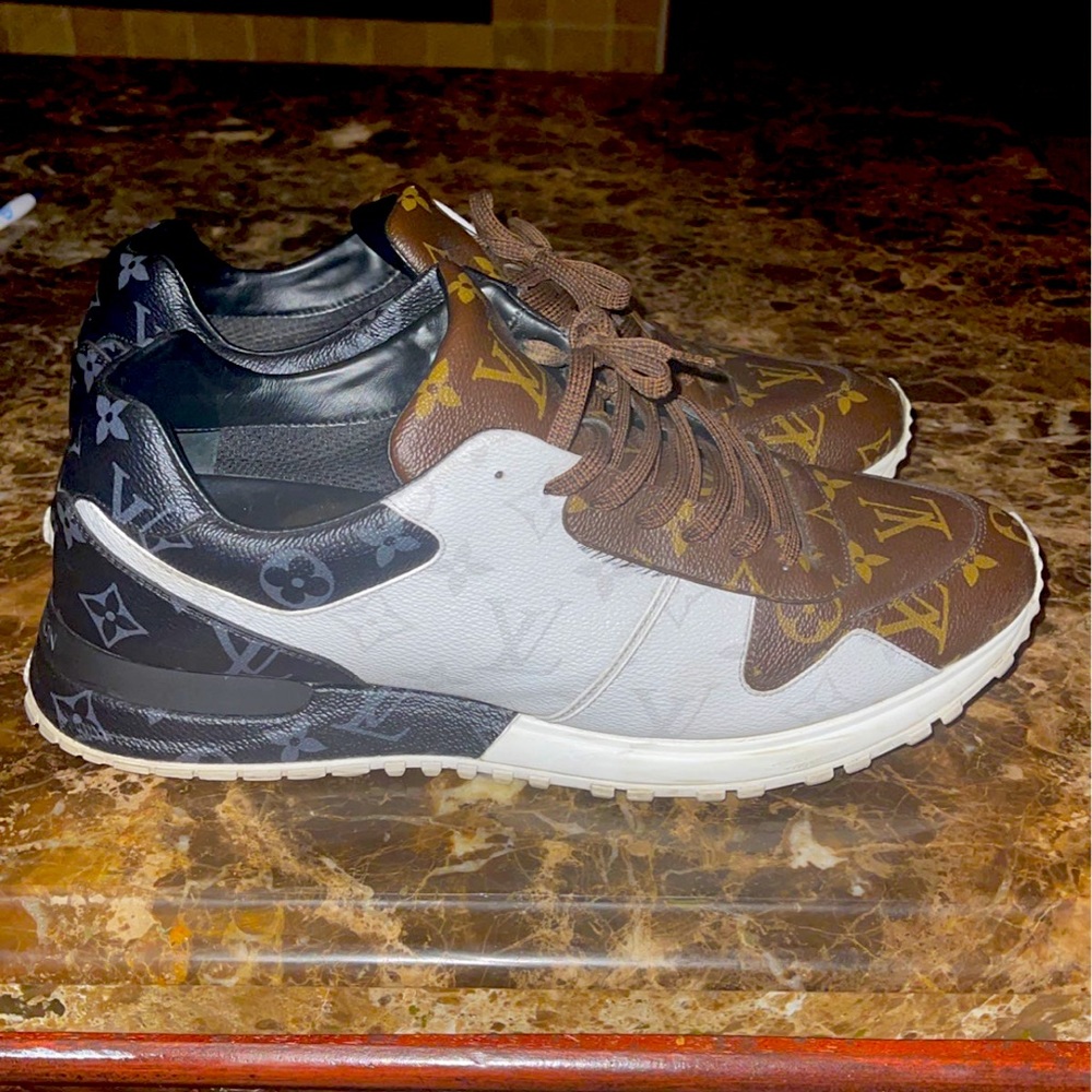 Louis Vuitton Run Away (Triple Monogram)